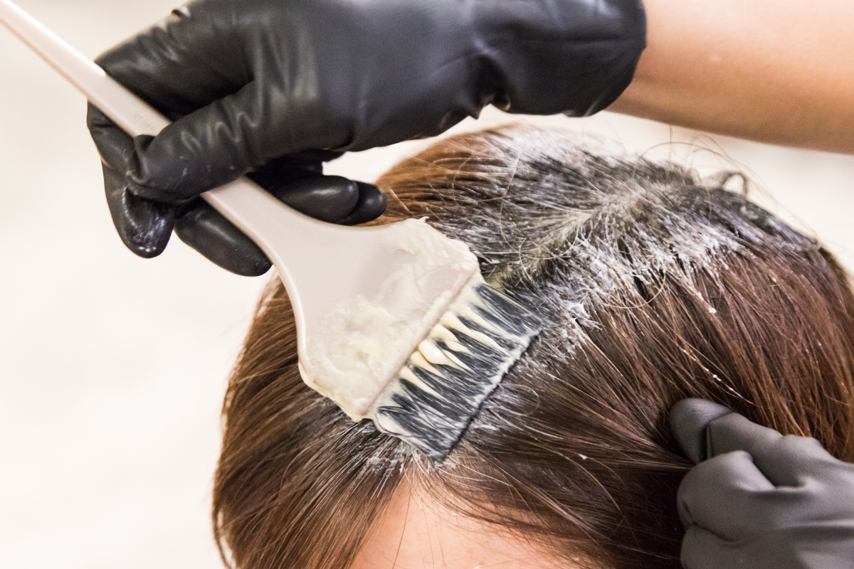 How to Make Gray Hair Coverage Last Longer